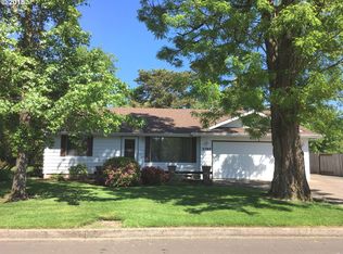 2765 Locust St, Springfield, OR 97477