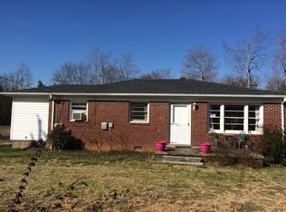 337 Morrow Dr, Forest City, NC 28043
