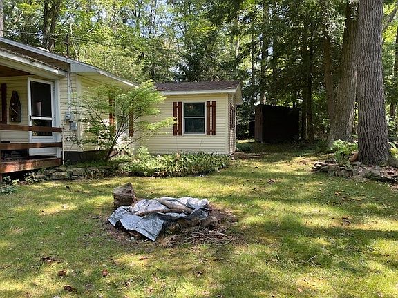 4th image of 1786 Carll Dr