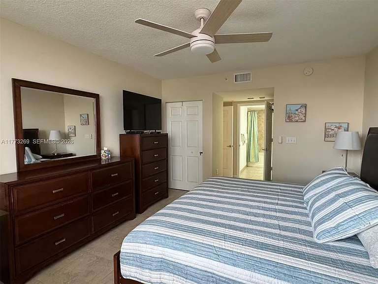2080 S Ocean Dr #1405 — Photo 7