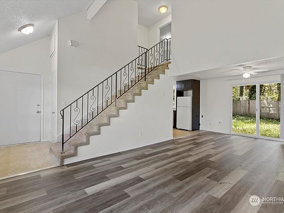 4th image of 3622 159th Street Ct E