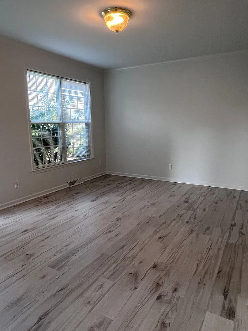 35 Spicewood — Photo 2