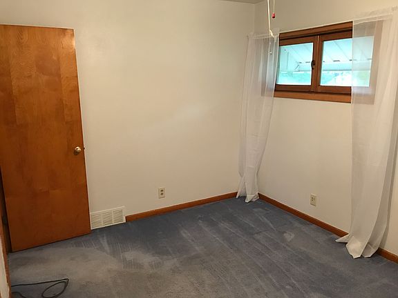 4th image of 168 Valley Rd