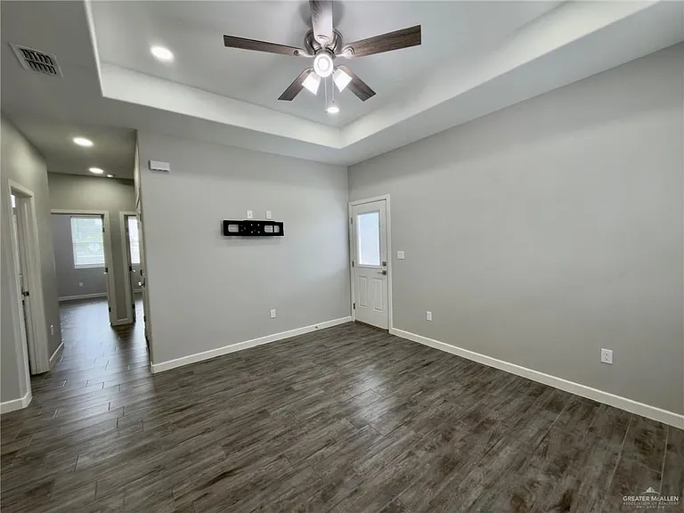 401 Bertha Ave #3 — Photo 5