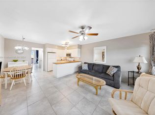 1030 SW 11th St APT 14M, Hallandale Beach, FL 33009