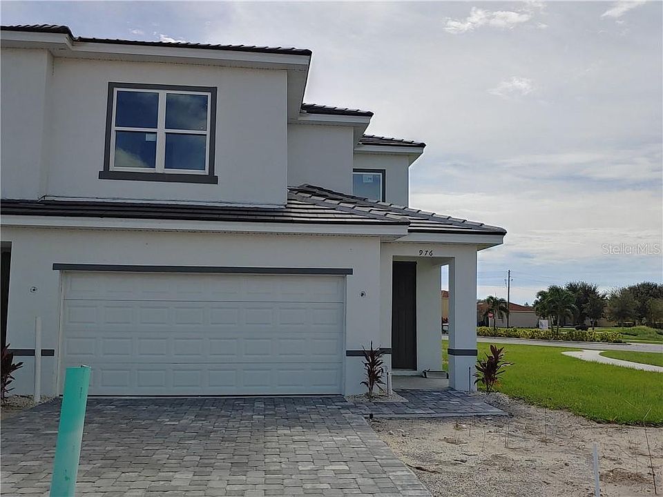 1st image of 976 Centaury Dr