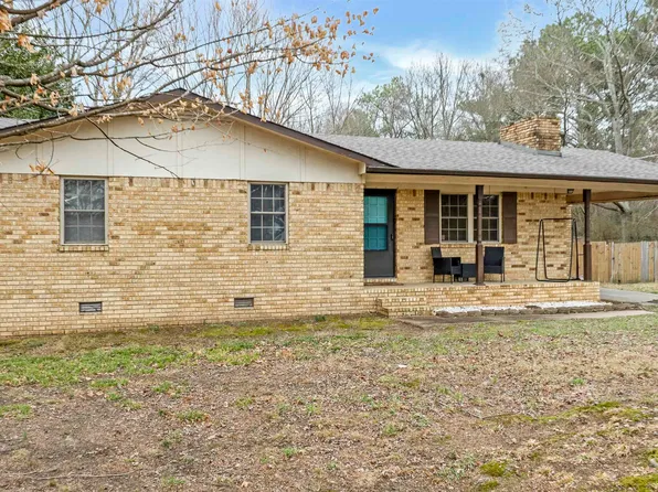 1304 Hammonds Rd, Fyffe, AL 35971