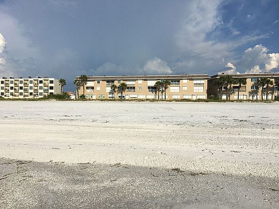 3rd image of 3100 Gulf Blvd APT 113