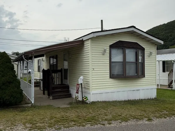 10 Third Street, Beacon Falls, CT 06403
