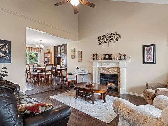 4th image of 45436 Dorell Pl
