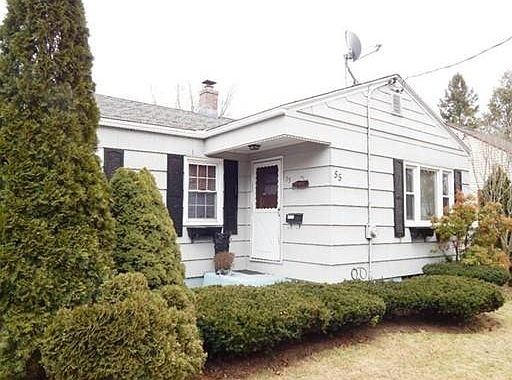 2nd image of 55 Ambrose St