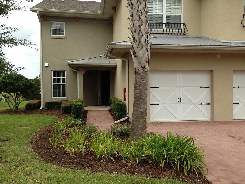 1st image of 636 Shores Blvd