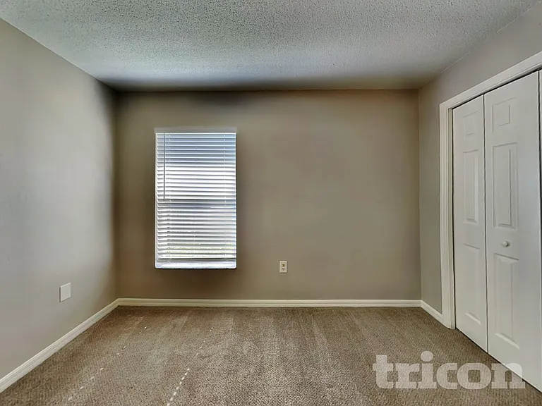1387 Laurel Glen Dr — Photo 9