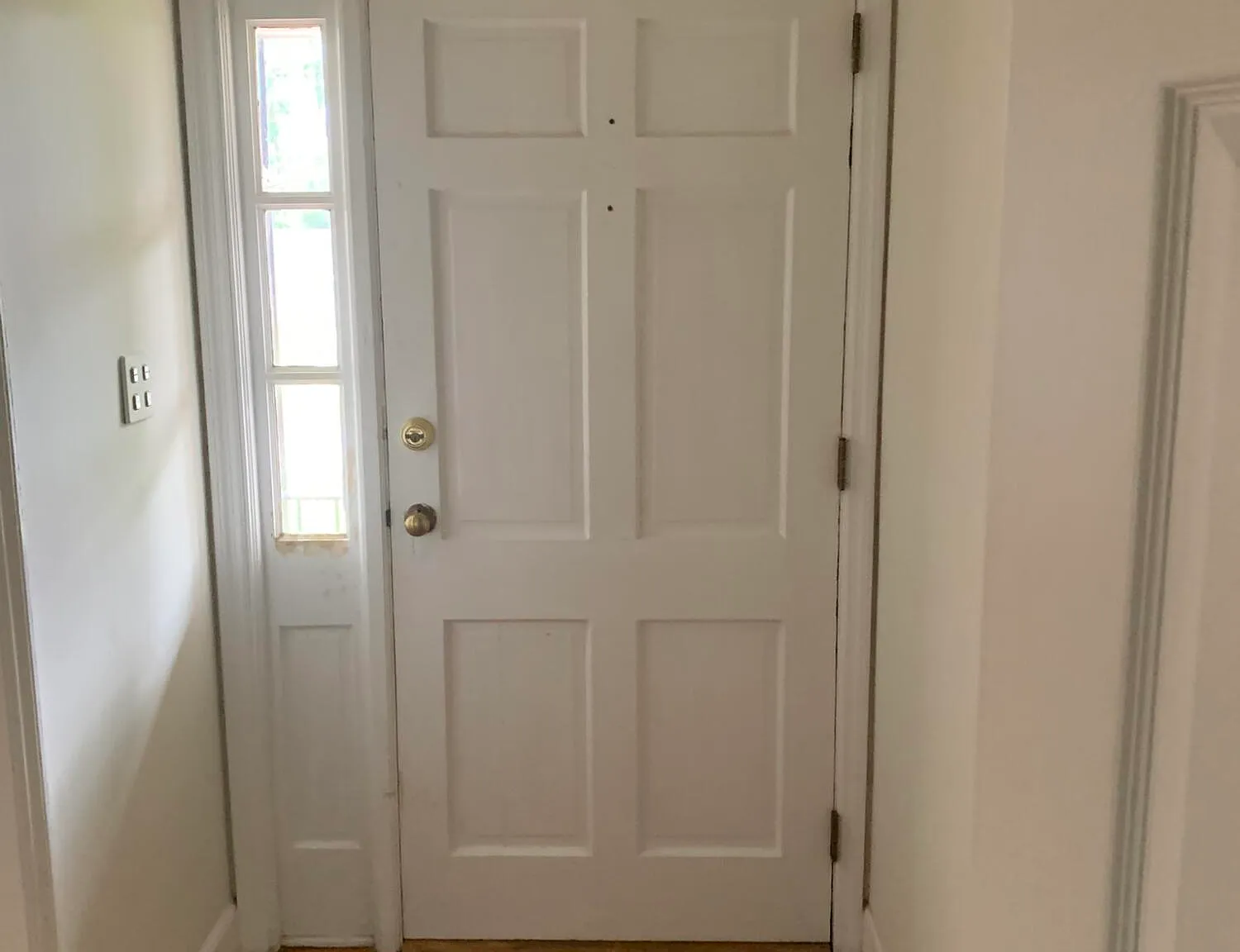 3 bed, 2.0 bath, 1930 sqft, $1,995 — Photo 3