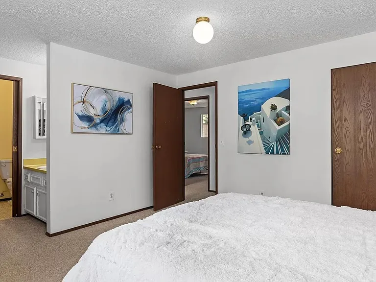16425 NE 105th Pl — Photo 15