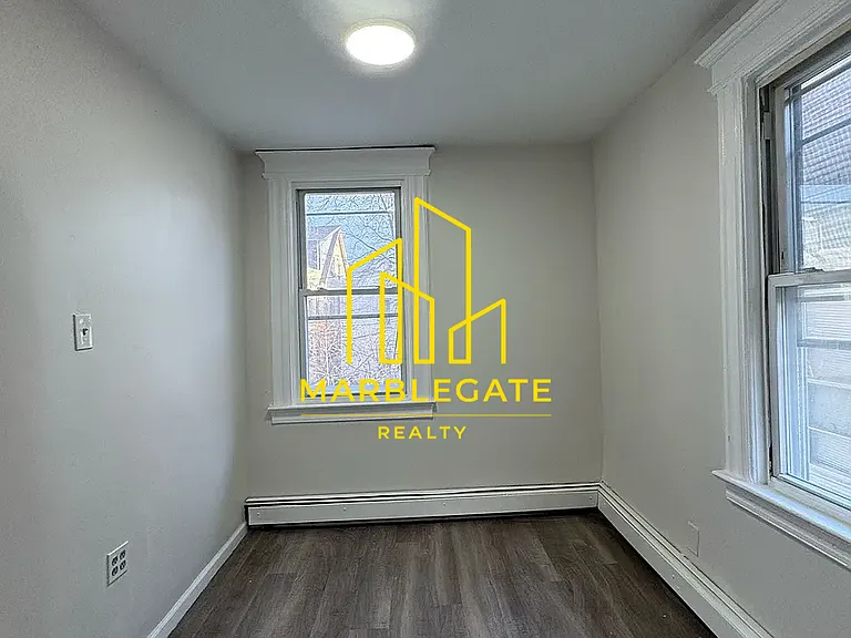 21 Eckert Ave #22 — Photo 5