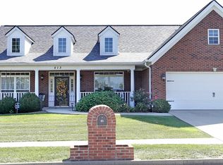 213 Ward Hall Mnr, Georgetown, KY 40324