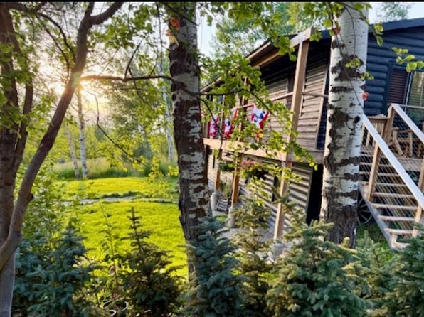 (undisclosed Address)