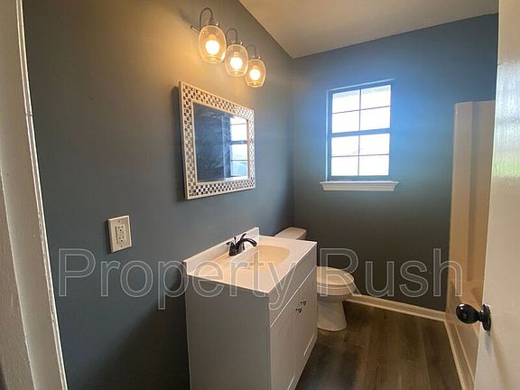 5th image of 5003 Marylin Ln Unit B