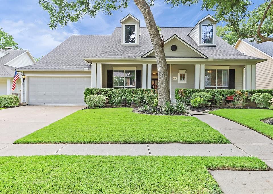 1st image of 1606 Fairview Dr