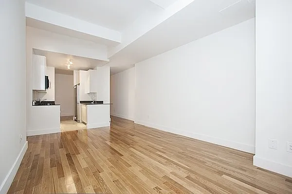 Rented by Nest Seekers International | media 22