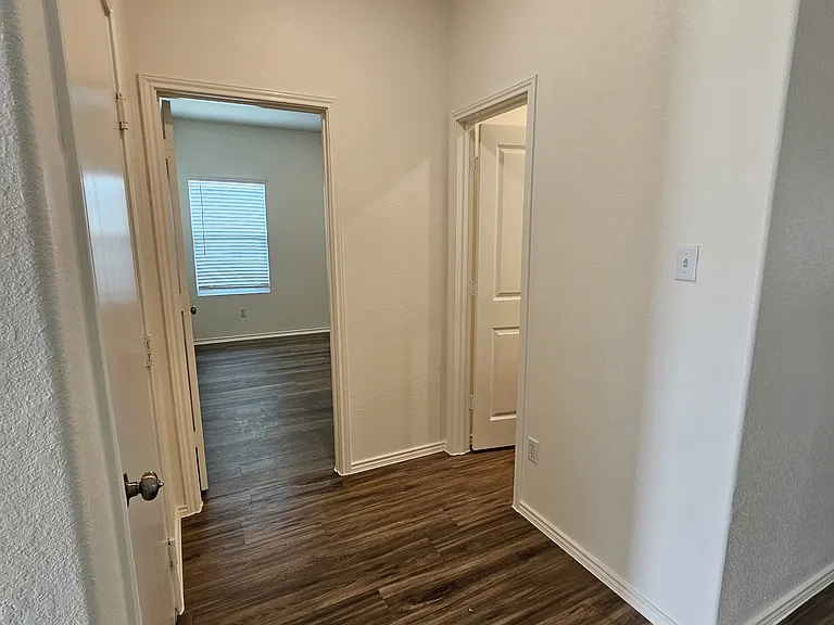 228 Gabriels Bluff Dr — Photo 12
