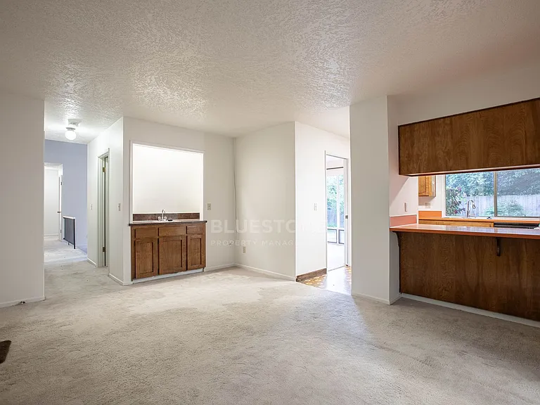 14715 SW Carlsbad Dr — Photo 11
