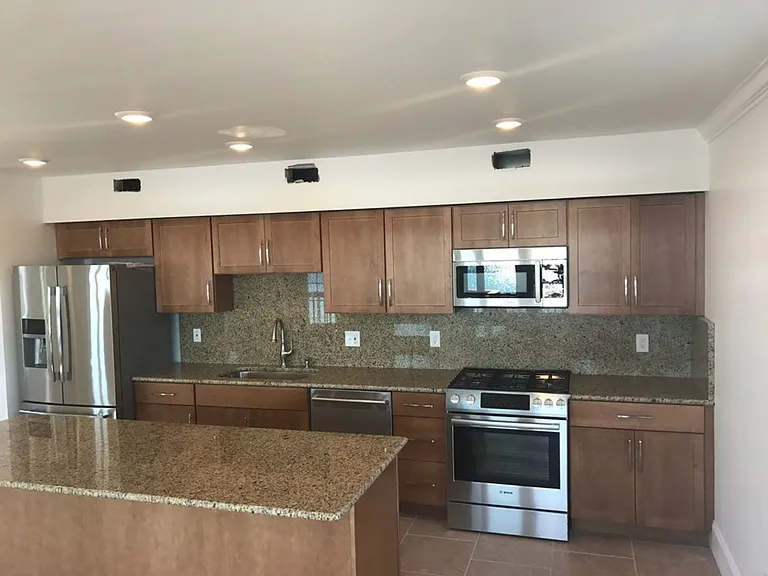 Crescent 375 Investment LLC — Photo 19