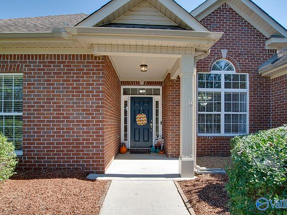 3rd image of 7105 Jump St SE