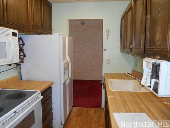 2nd image of 1158 Trailwood N