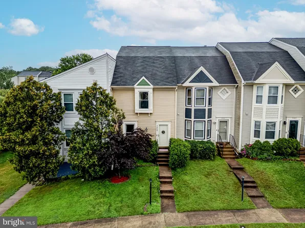 3459 Caledonia Cir, Woodbridge, VA 22192