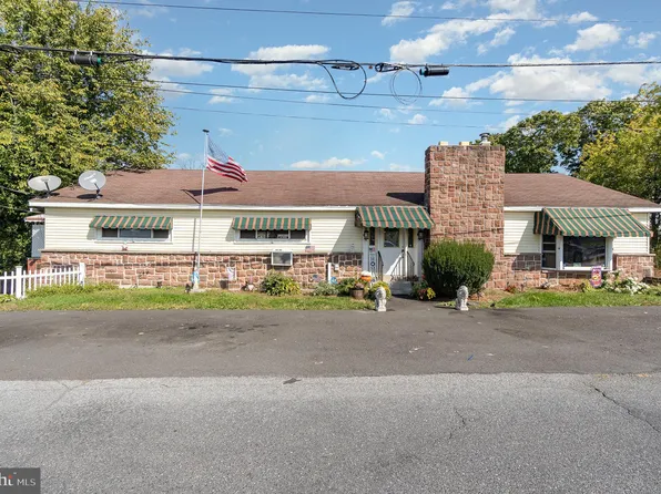 102 N 11th Ave, Lebanon, PA 17046