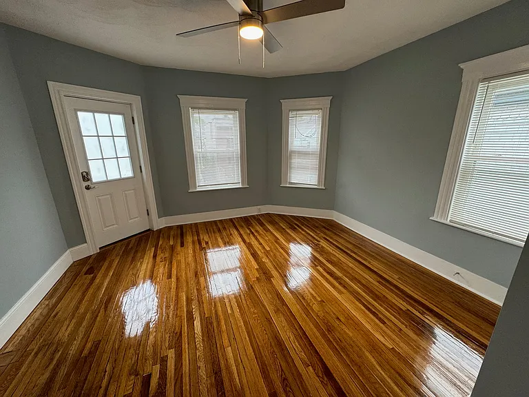 35 Cameron Ave #2 — Photo 4