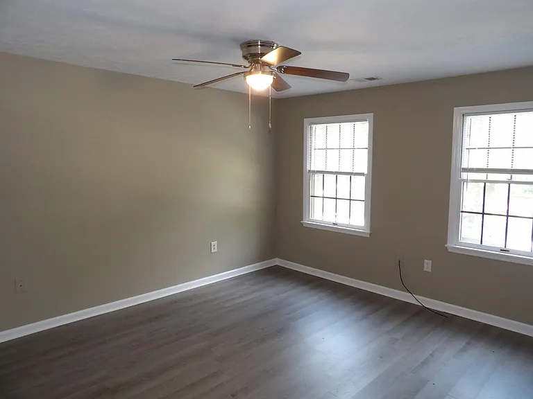 244 Meadowview Dr #12 — Photo 13