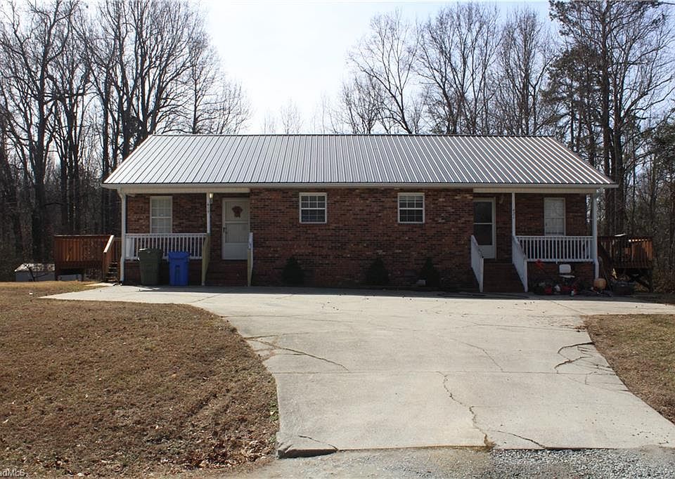 1st image of 419 & 421 Claratom Dr