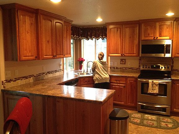 5th image of 6204 NE 22nd Ct