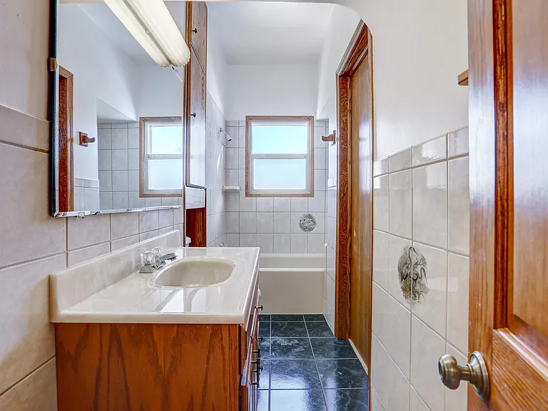3915 W 53rd Ave — Photo 22