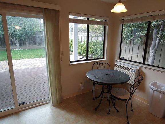 5th image of 16397 E La Chiquita Ave
