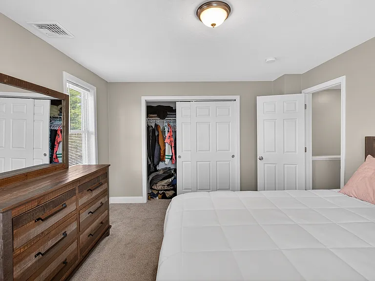 5 Twin Ponds Dr #8 — Photo 24