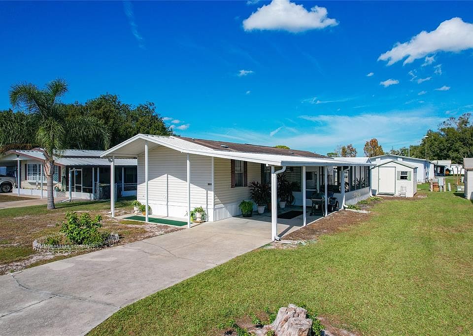 1st image of 221 CALOOSA LAKE CIR S