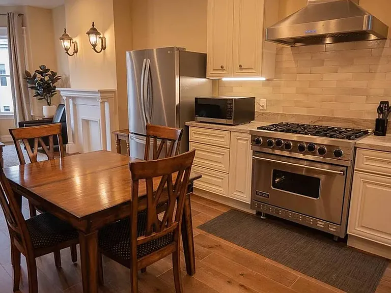 1237 Taylor St #3 — Photo 6