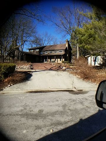 2nd image of 1524 Hillcrest Rd