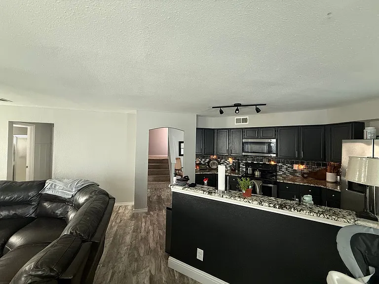 322 Ashley Oak Ln — Photo 16