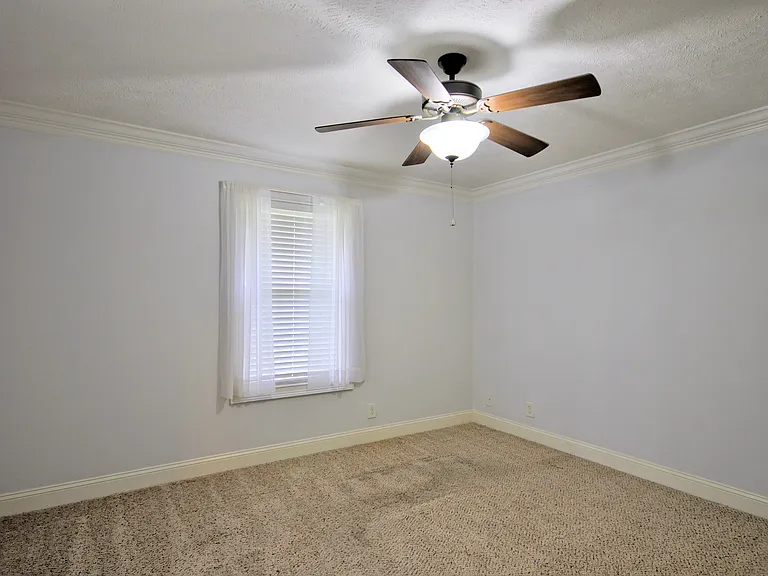 135 Excell Rd #402 — Photo 21