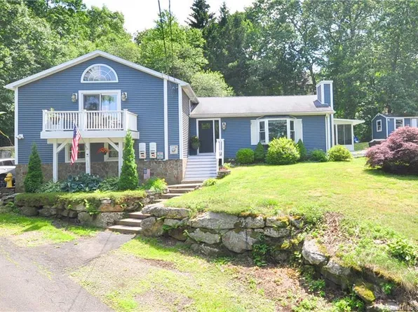 559 Guernseytown Road, Watertown, CT 06795