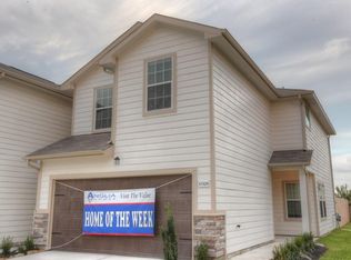 11528 Champions Green Dr, Houston, TX 77066