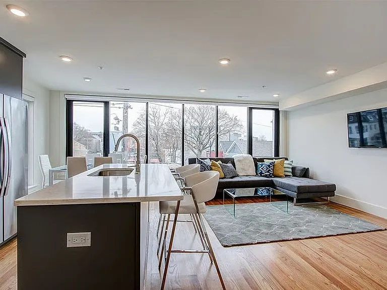 843 Upshur St NW #301 — Photo 6