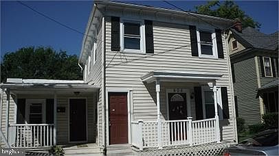 1st image of 806 Weedon St