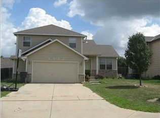 2502 S Cypress St, Wichita, KS 67210