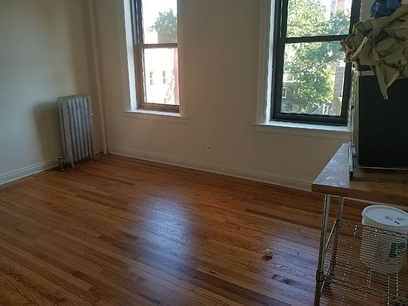5th image of 35 Orange St APT 4H